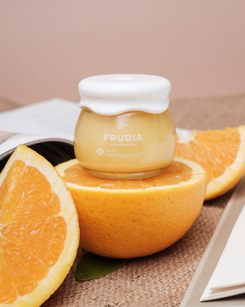 Frudia-Citrus-Brightening-Cream4.jpg